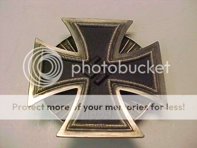 WWII German EK1 IRON CROSS 1st Class 1939 OYSTER SCREWBACK