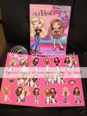 LIL' BRATZ LIL' DIVAS Reusable Sticker Book