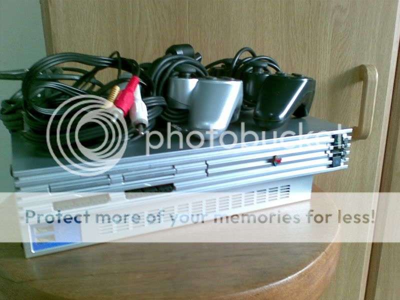 Sony Playstation 2 for Spares or Repair - WITH CHIP!!!