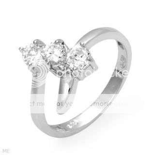 Attractive Ring With 1.65ctw Simulate Diamonds Beautifully Crafted in 925 Sterling silver- Size 7.5
