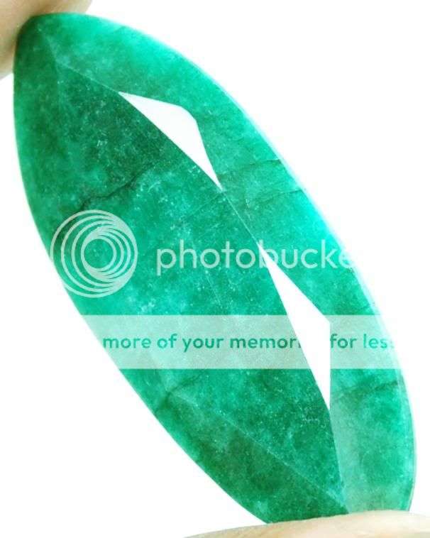 38.40cts Natural Brazil Green Emerald