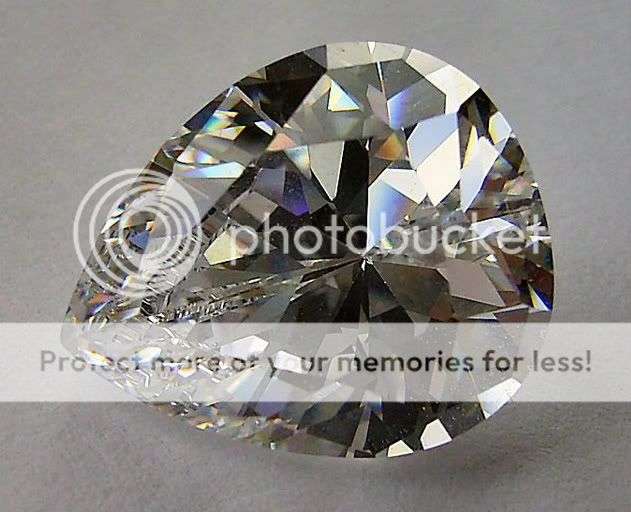 HUGE 6 Cts Pear shaped Lab Created Flawless Diamond Simulate - Russian!