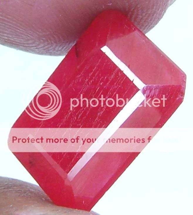 12.45cts Natural India Deep Red Ruby Gemstone
