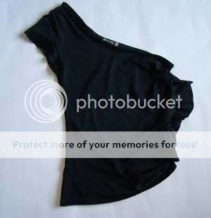 Sexy black YDE one-shoulder top