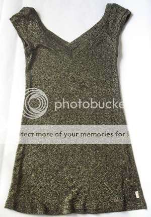 FAB GOLD YDE V-NECK TOP!!!