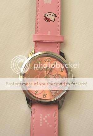 FAB LIGHT PINK HELLO KITTY WATCH!!!