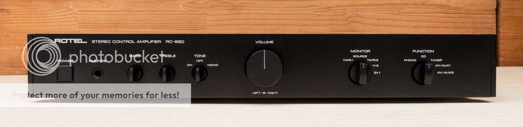 ROTEL RC-850 Preamp with PHONO MC & MM RC850 Control Amplifier/Record/B&W/vinyl/turntable