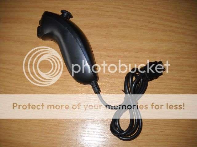 Wii Nunchuck ~R1 NO RESERVE~