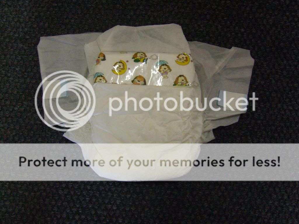 Disposable Nappies - extra gel - Size small with wetness indicator 3kg to 6kg R28.50 per pack of 25