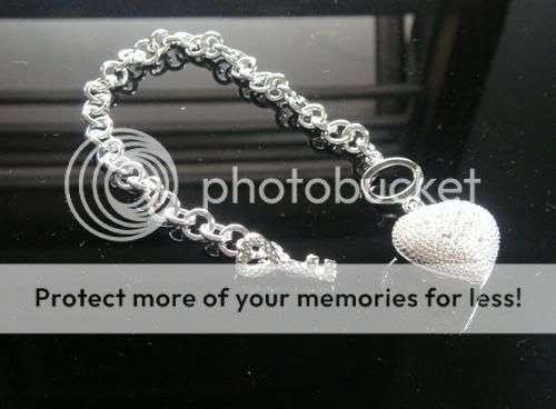 Stunning Sterling Silver Diamante heart and key bracelet!