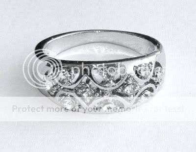 Gorgeous CZ ring! Size 8