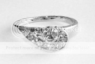 Gorgeous Crystal ring size 7!!