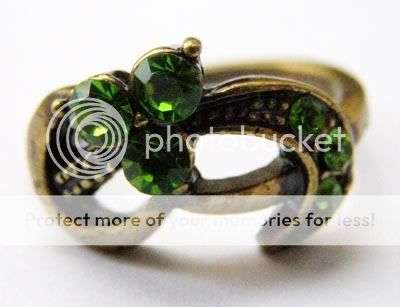 Designer antique style 18kgp ring *NEW STOCK*