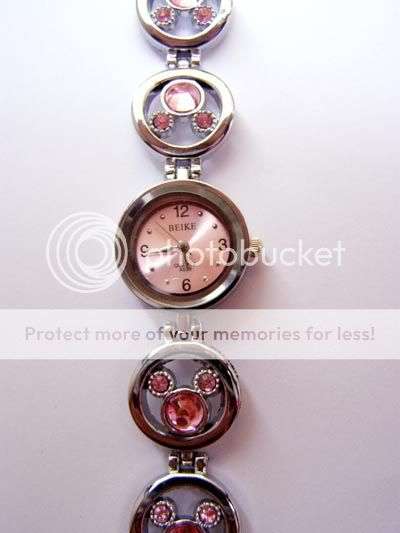 SUPER CUTE PINK DIAMANTE WATCH!!