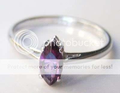 STUNNING stamped 18kgp Amethyst ring