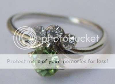 VERY PRETTY 18kgp  CZ ring size 6!!