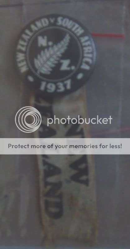 1937 - SA v NEW ZEALAND SERIES - PIN BADGE + RIBBON - ORIGINAL