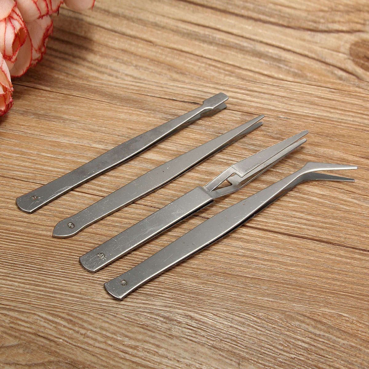 4pcs Stainless Steel Tweezers Silver Straight Elbow Medical Tweezers Clip