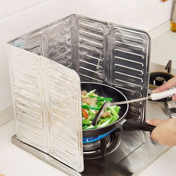 Kitchen Oil Splash Guard Gas Stove Cooker Oil Removal Scald Proof Board Kitchen Tool