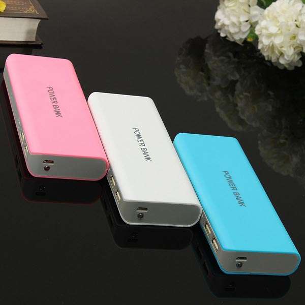 DIY 5*18650 Power Bank Battery Charger Box For iPhone Smartphone