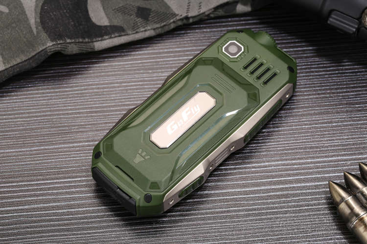 GOFLY S7000 2.0 Inch 3800mAh OTG Flashlight FM MP3 Power Bank Dual SIM Outdooors Mini Feature Phone