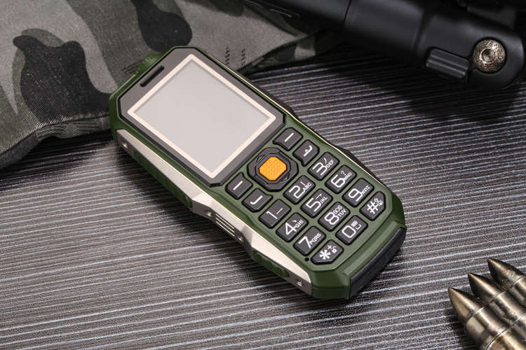 GOFLY S7000 2.0 Inch 3800mAh OTG Flashlight FM MP3 Power Bank Dual SIM Outdooors Mini Feature Phone