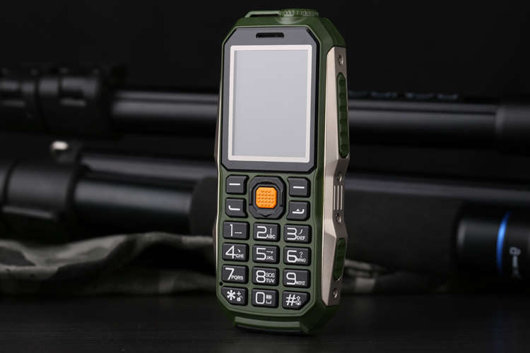GOFLY S7000 2.0 Inch 3800mAh OTG Flashlight FM MP3 Power Bank Dual SIM Outdooors Mini Feature Phone