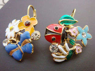 "Betsey Johnson" ladybug&butterfly&multi flower earring