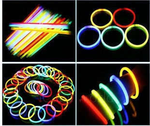 3 ON AUCTION!!!Glow Sticks - 100 PCS