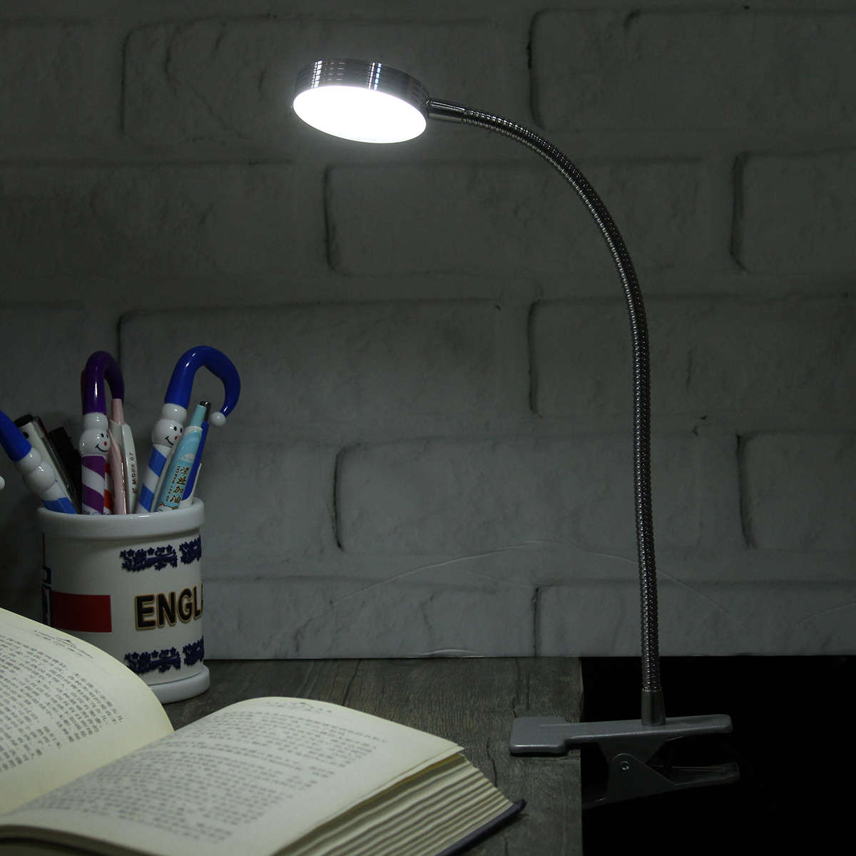 5W Flexiable USB Clip-On LED Table Desktop Light Bedside Laptop Bed Reading Lamp -* F