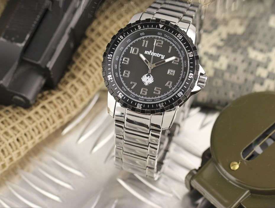 INFANTRY MILITARY CO. Infiltrator Classic Bond Watch  BOXED, FULLY LOADED!