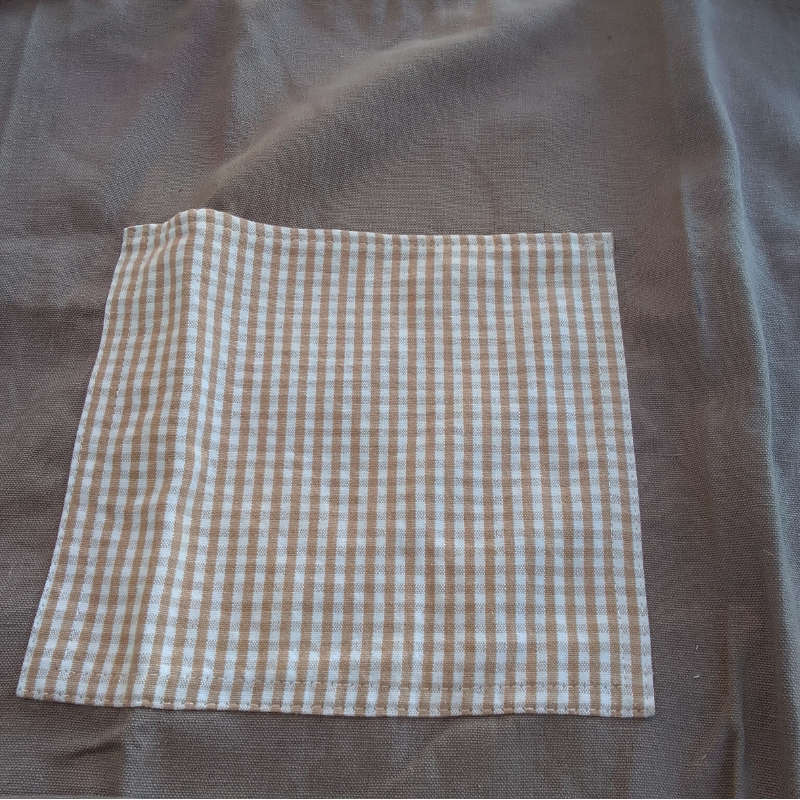 Half Brown Apron