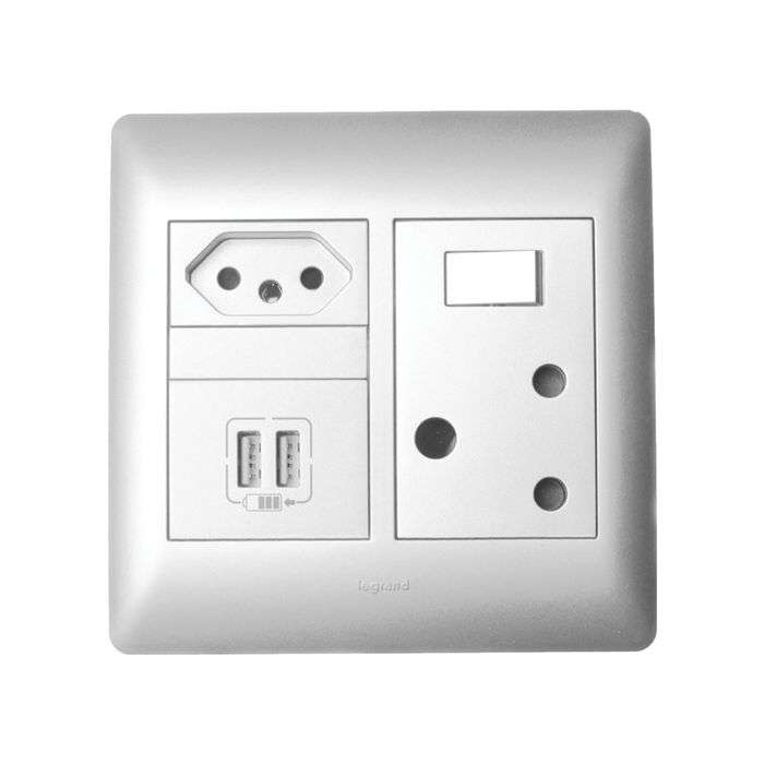 Legrand Ysalis White 1 New RSA, 1 RSA & 2 USB Wall Socket 4x4