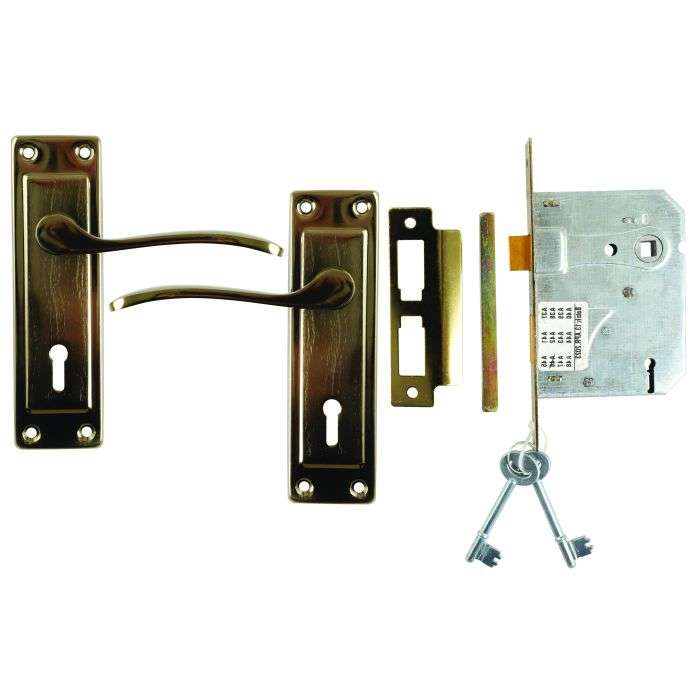 Samson Antique Brass Cortana Lever Handle On Backplate 3 Lever Lockset