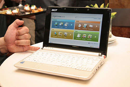 ACER ASPIRE ONE  (1ne) - Super Deal!