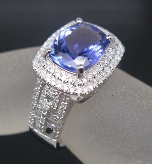 **R89000** 4.13TCW Solid 18K White Gold Natural Violet Blue Cushion Cut Tanzanite VS Diamond Ring