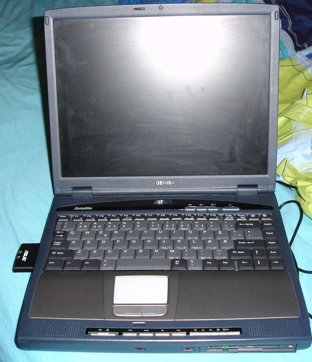 Toshiba Satellite S1800-354s Laptop