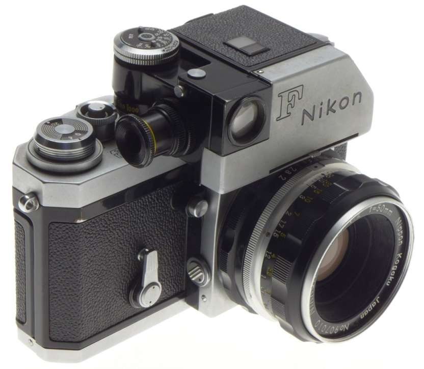 Chrome nikon f 35mm film slr camera photomic meter nikkor-h 1:2 f=50mm kogaku lens - Nikon
