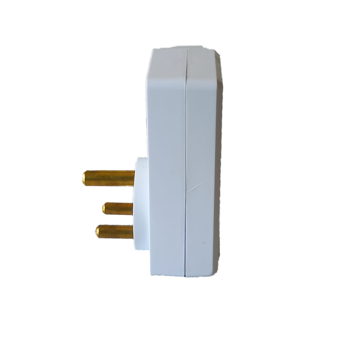 CL0578 - Electrical - Andowl Power Surge protector. Socket 3pin 15 Amp with Delay.