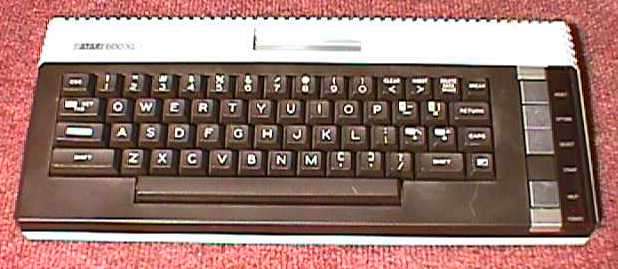 Atari 600XL + Free Book
