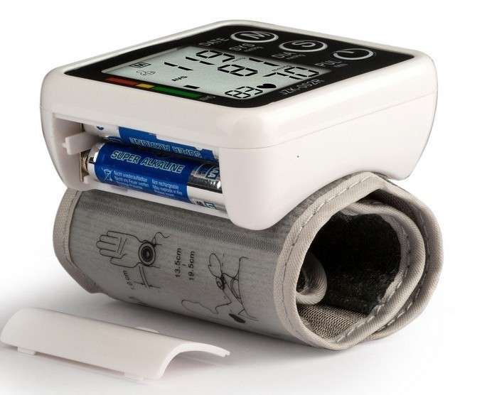 Automatic Wrist Cuff Monitor - Easy Blood Pressure Monitoring