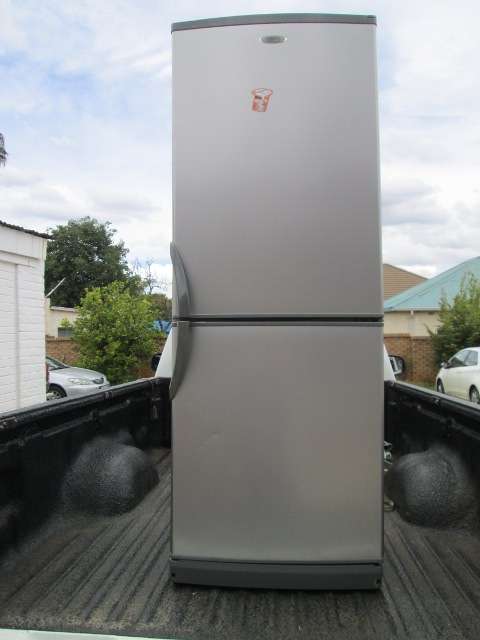 Defy Model C320 Fridge/Freezer Combo