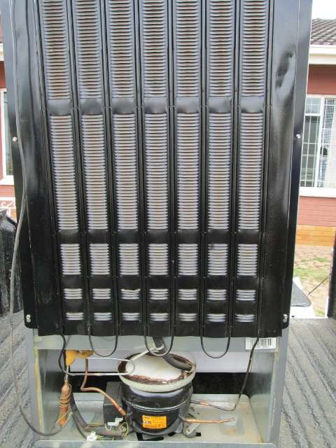 Defy Model C320 Fridge/Freezer Combo