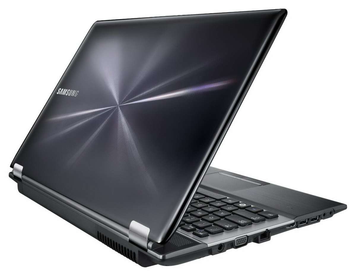 Samsung RF510 NOTEBOOK with i5 Processor