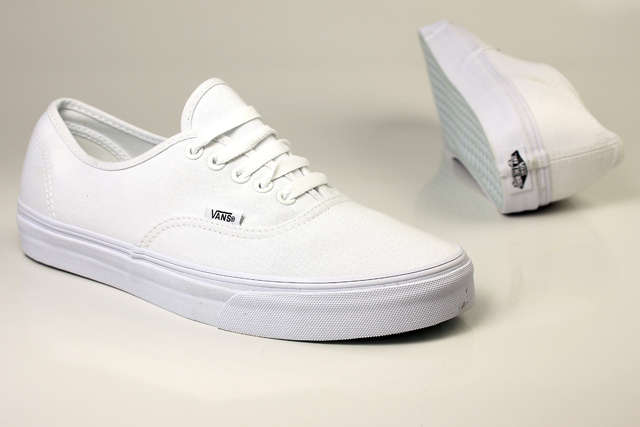 VANS - AUTHENTIC VN-0EE3W00