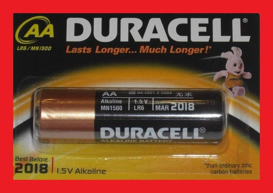 DURACELL AA ALKALINE BATTERY