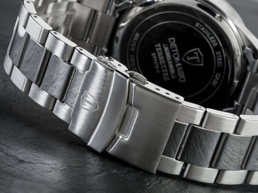 DETOMASO Men's Terrestre German Motors Chronograph Watch BRAND NEW IN BOX