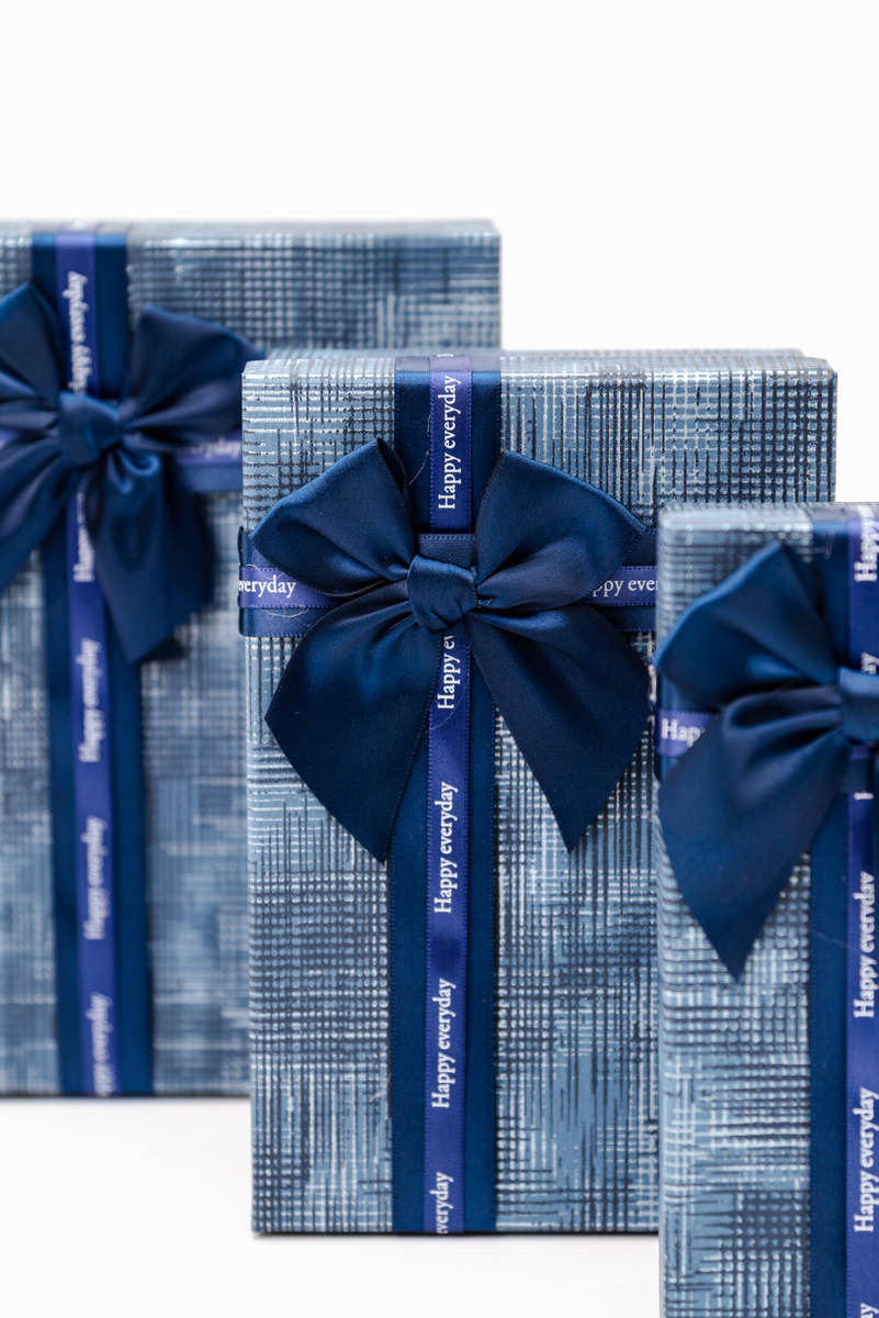 Senza 3 Piece Empty Gift Box With Lid & Ribbon