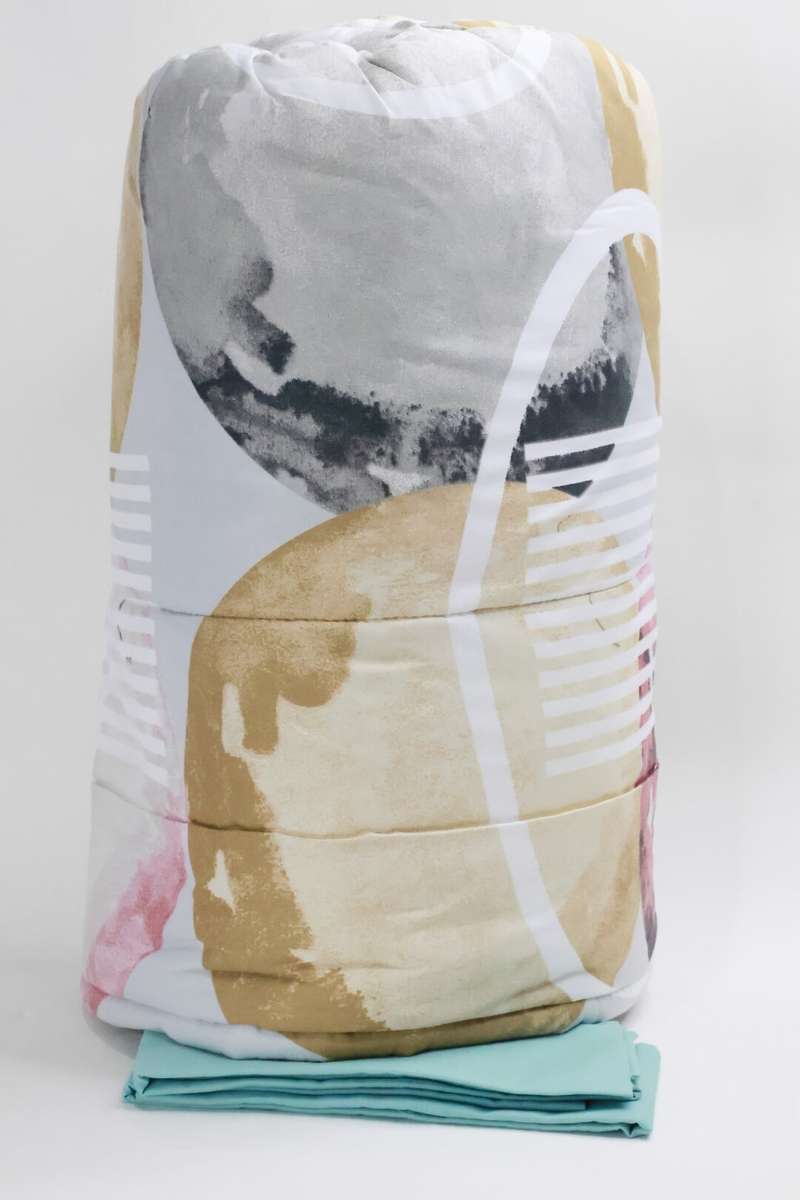 Value Pack Comforter Set With Pillow Case