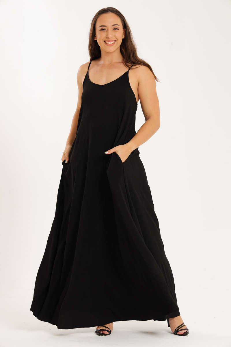 Valeria Strappy Maxi Dress With Pockets